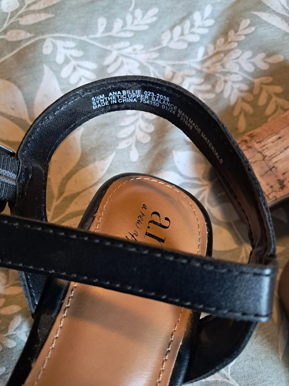 a.n.a Black Strappy Ankle-Buckle Platform Sandals 5.5